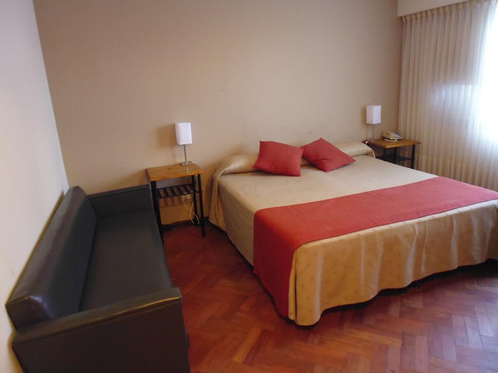 Hotel Victoria Plaza