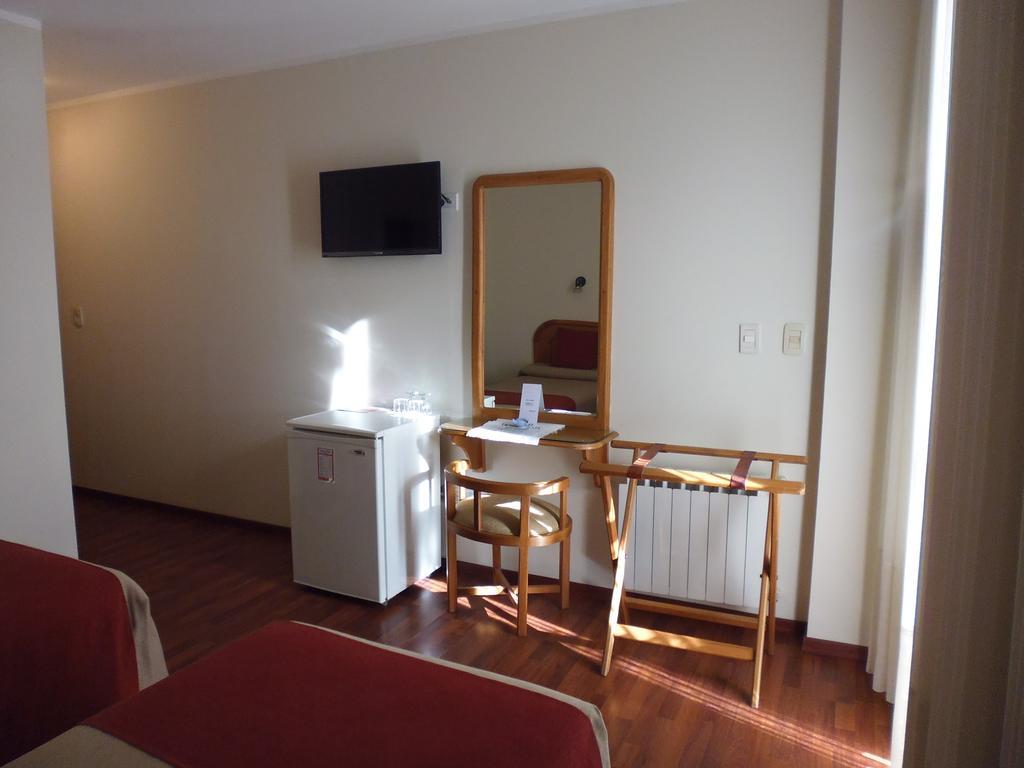 Victoria Plaza Hotel