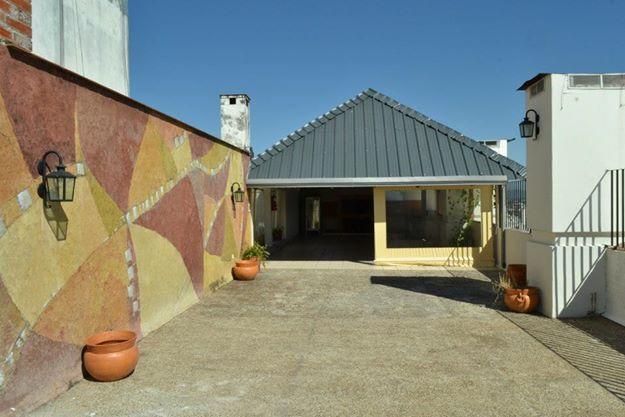 Victoria Plaza Hotel 3*